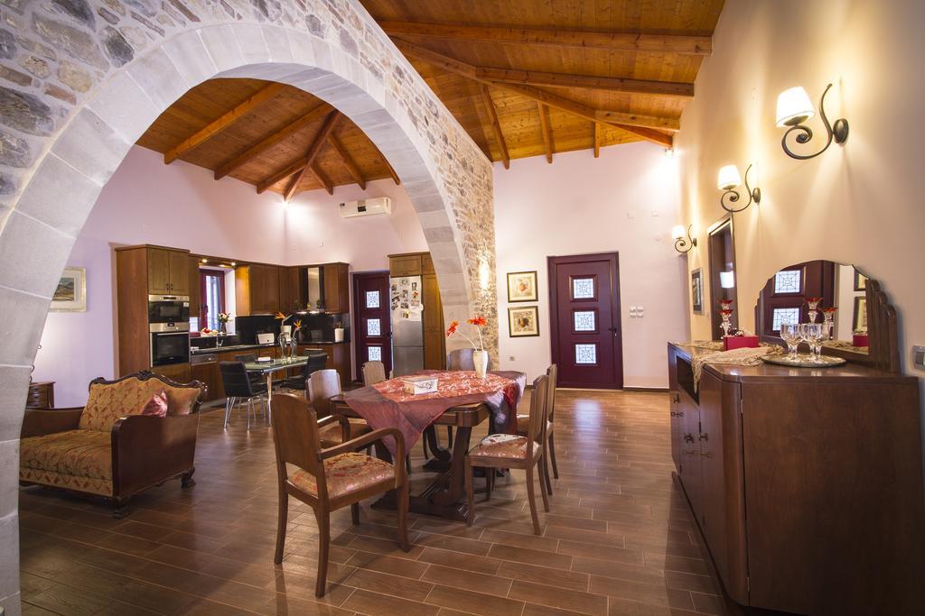 Private Sapphiros Villa Kissamos Bagian luar foto
