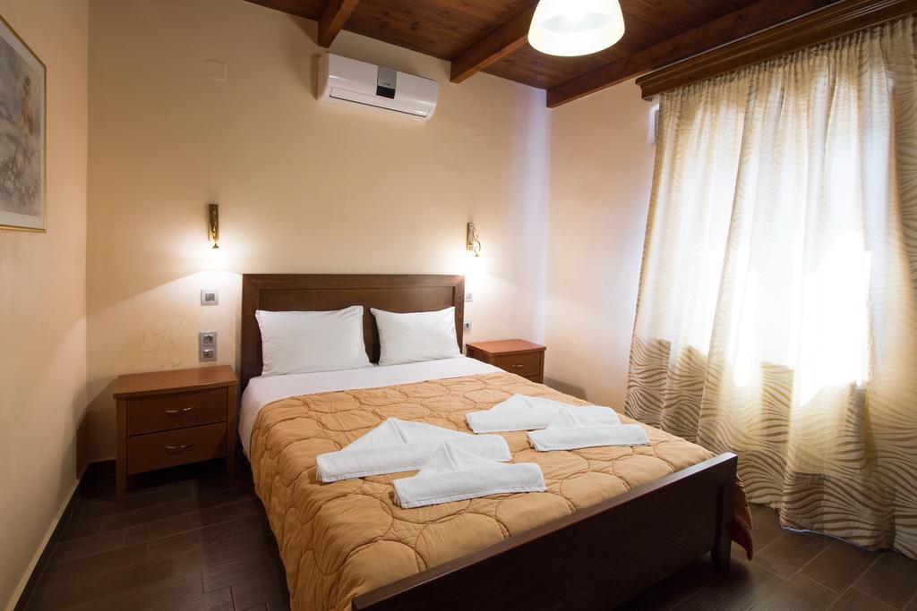 Private Sapphiros Villa Kissamos Bagian luar foto